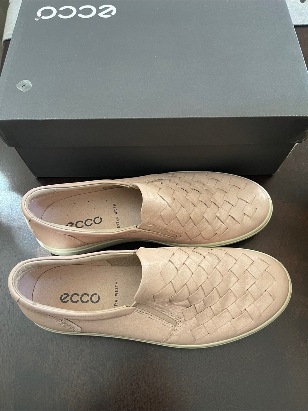 Ecco Men’s Woven Leather Slip-On Sneakers in Blush